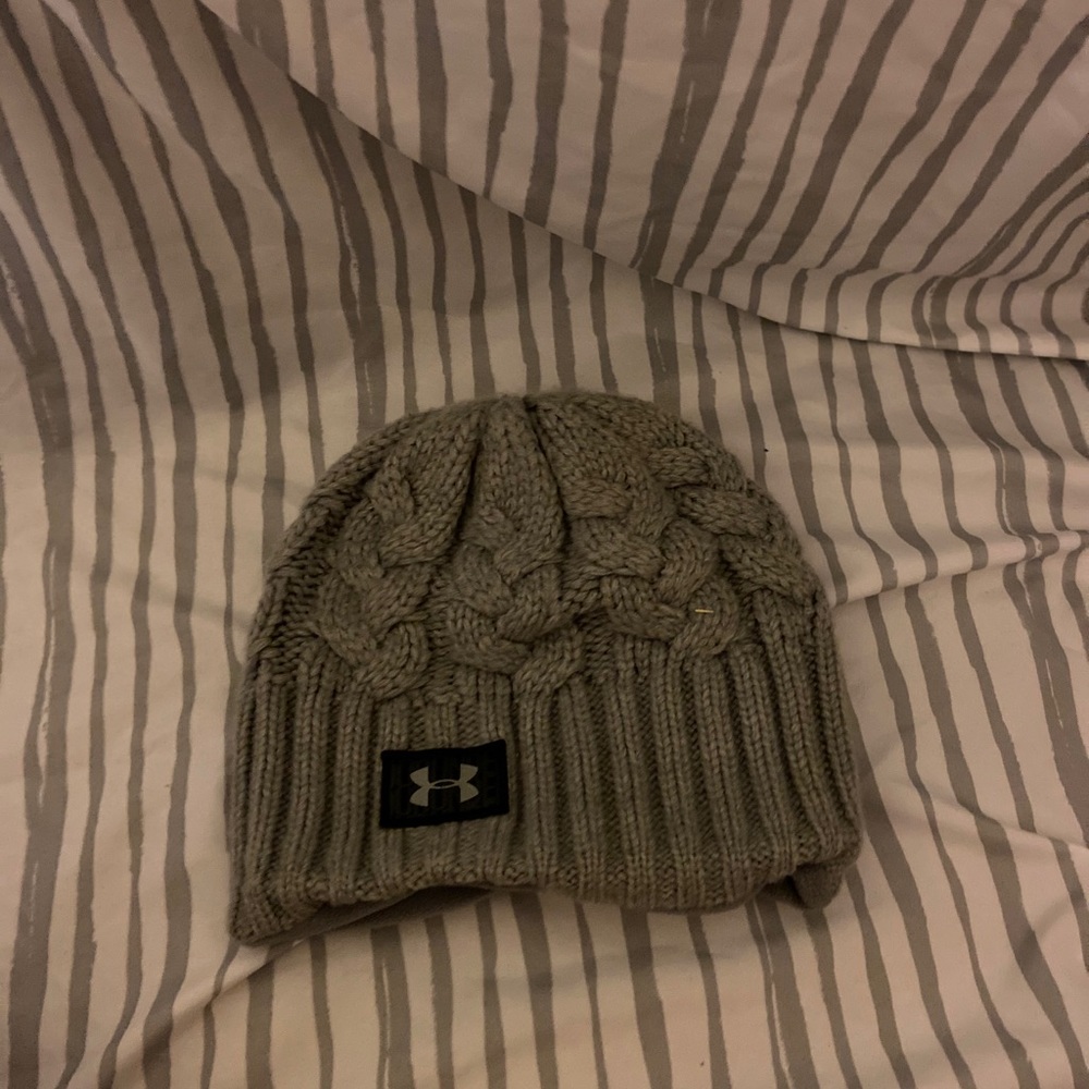 Under Armour toboggan